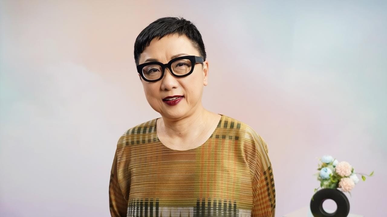 Tina感觸起來：「當天邵氏服裝部的同事，可能只被視為技工，但是從今時今日的角度，他們才是真正的『服裝專家』！」