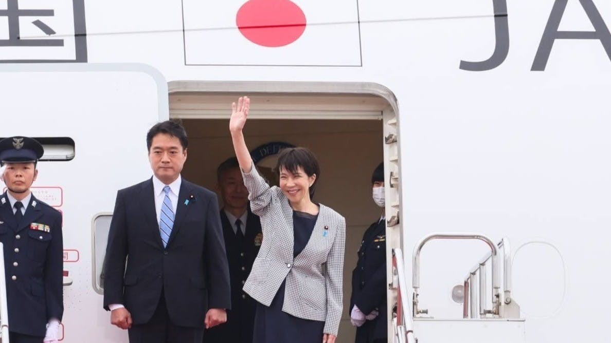 日方女揆剛上任，性格硬，信念強，中方則要緊守底線，殺雞儆猴，否則隨時會被反華陣營踩入紅線蠶食。（高市早苗 X）