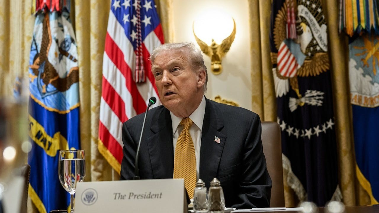 美國黨爭是「朱門」之間的鬥爭。「路邊」的生死狀況如何?那是無關宏旨的。(白宮Flickr)