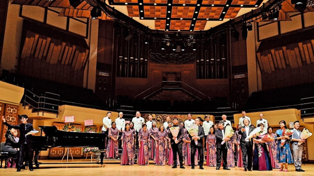 音樂會加奏時全場一起重唱，氣氛感人。（作者圖片）