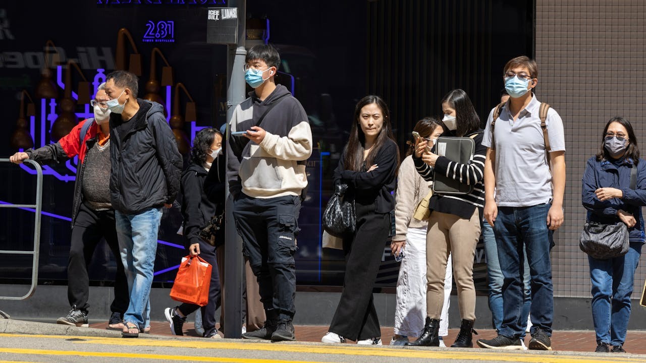 呂大樂教授指香港有獨特的公眾交談空間。（Shutterstock）