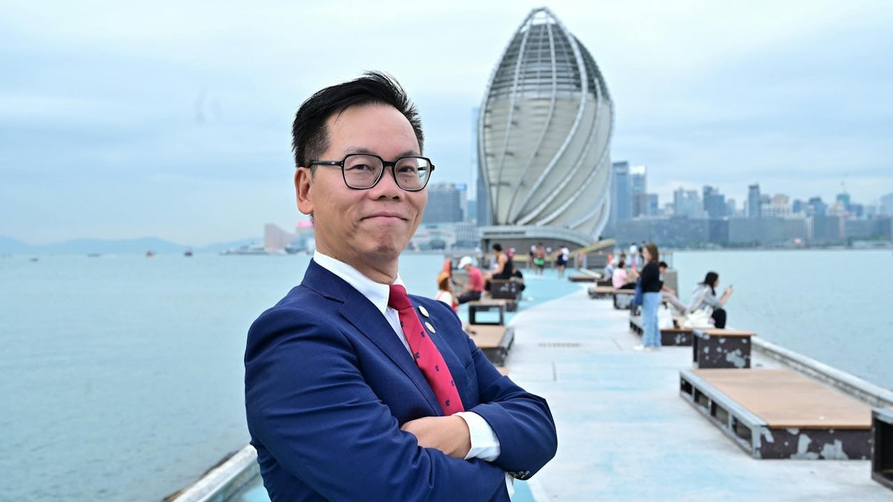 卜國明指加設過濾功能、有篩選設計的繞道通風口，屬當年創新突破。