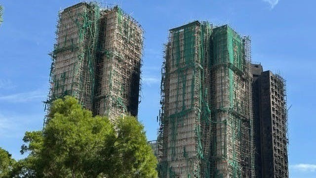 今次宏福苑火災各方都施以援手，籌得的善款已逾30億港元，平均每戶可得150萬，加上保險公司的賠償，善後工作應已有一定的保障。（灼見名家圖片）