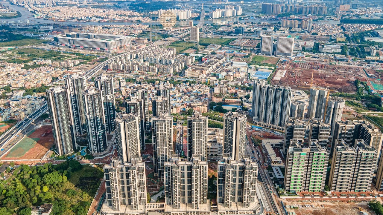 筆者認為,中國投資失速和經濟增長超預期下滑的跡象並不明顯。(Shutterstock)