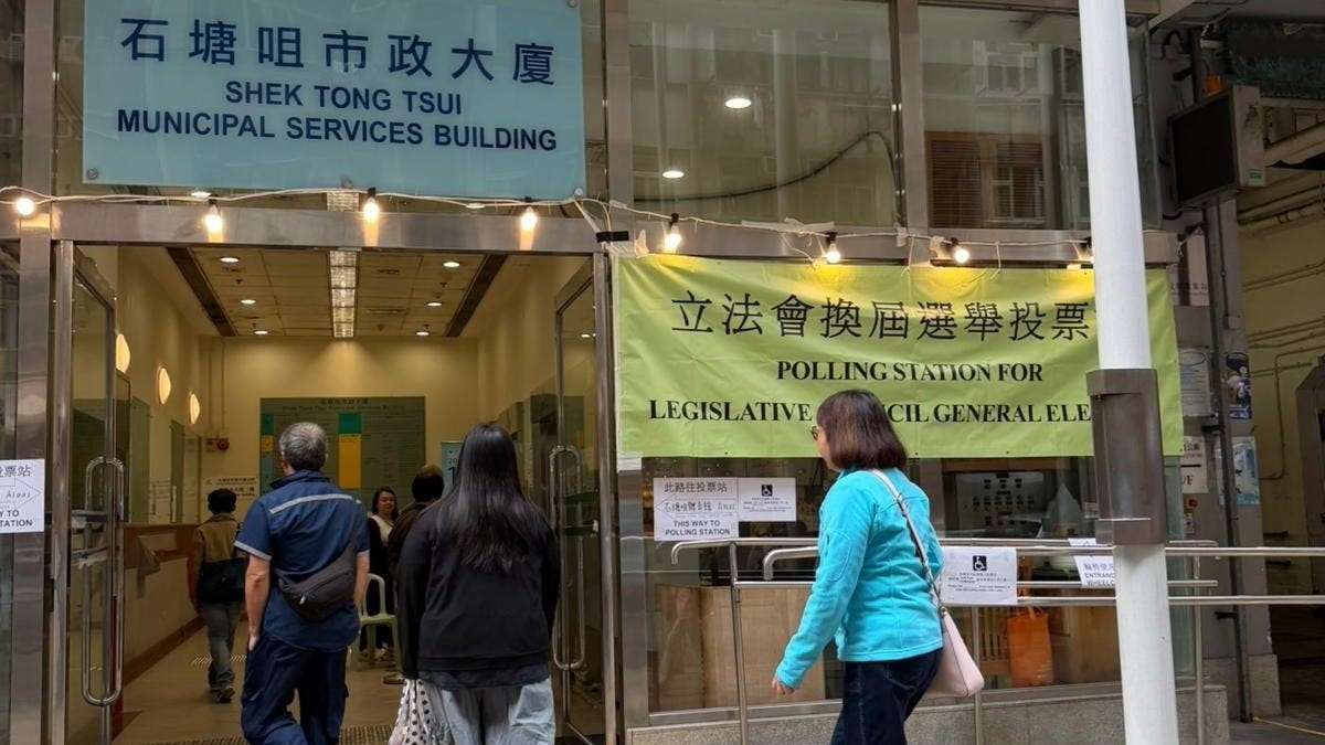 161人角逐的立法會90個議席，將迎來40位立法會新議員；54位尋求連任的現任議員當中，４位失落選舉。（灼見名家圖片）