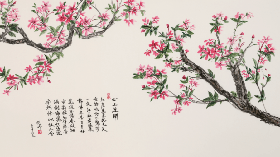 紅塵萬景花先笑，垂絲低語不驚夢，一枝紅處最溫柔，靜靜生香日月好，花枝不語春風細，垂影搖紅伴隨喜，滿樹海常如舊識，安然恰似故人香。《心上花開》（局部）