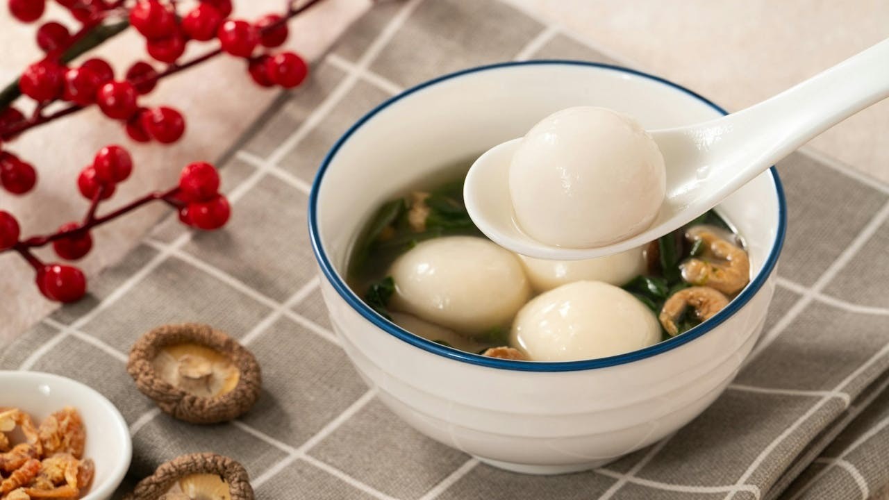 在我兒時，冬至就是親人團聚的美好時刻，無時不滿盈着家的滾燙。（Shutterstock）