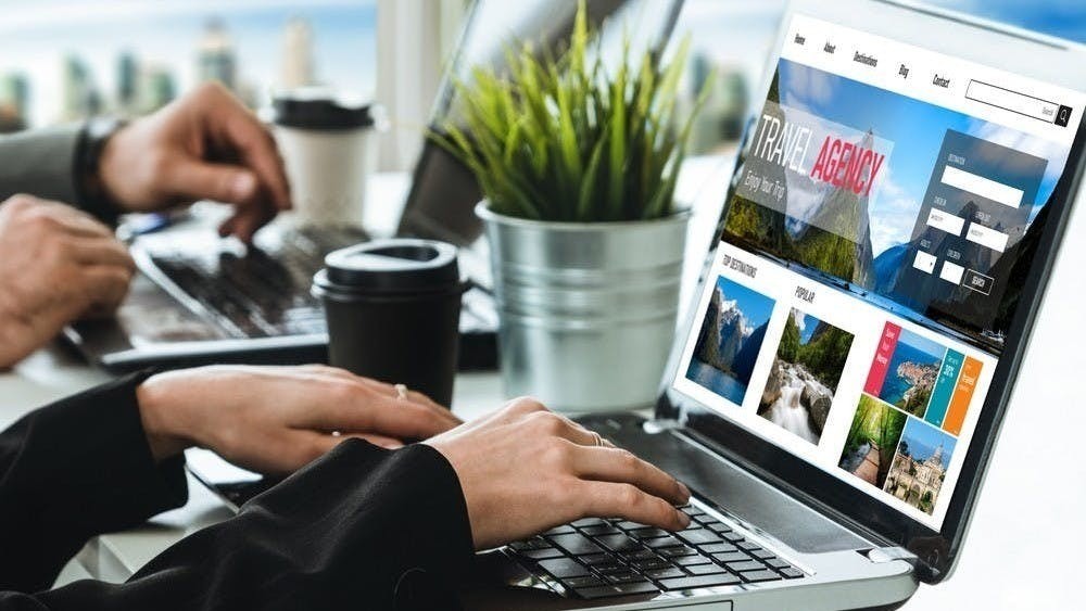 住客一個人的力量有限，通常無法要求延遲退房。（Shutterstock）