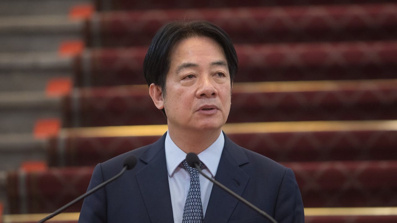 當前的危機是賴清德一旦走到窮途末路,或會孤注一擲,製造事件,甚至擦槍走火,引發台海戰端。(Shutterstock)