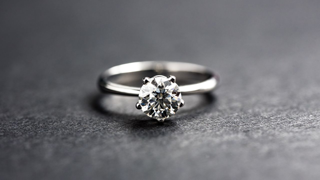 大家不妨重新審視珠寶的生命力。（Shutterstock）