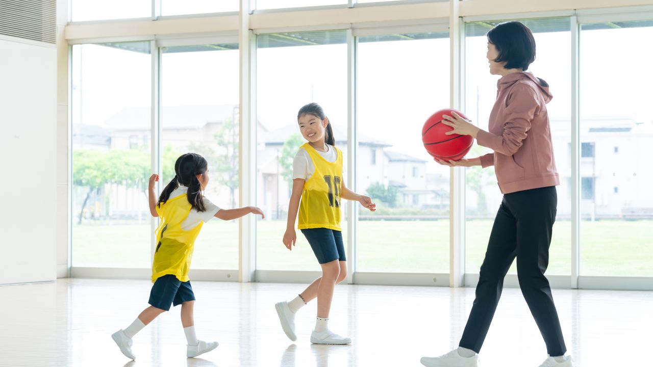 有陪伴和真誠的支持，互相關心和照顧就是世上最好的陽光。（Shutterstock）