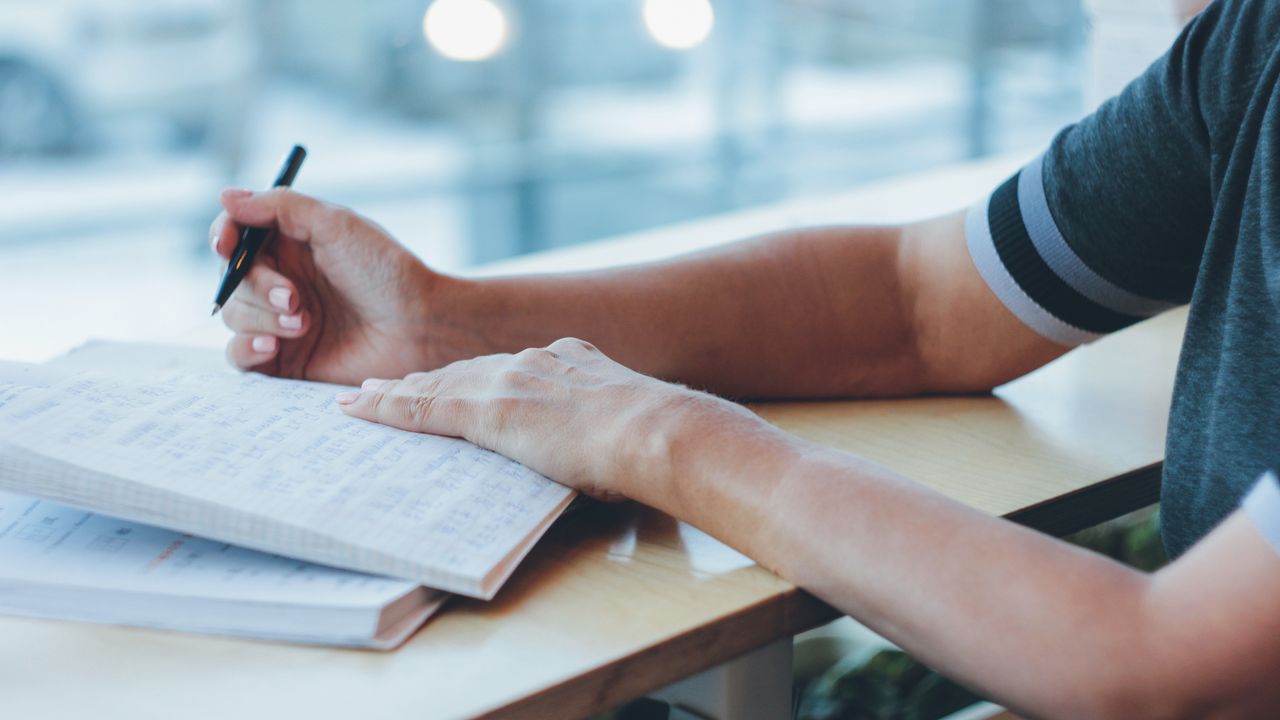 人文精神與科學的融合,必要回到教育,而傳承與創新是教育的生命共同體。(Shutterstock)