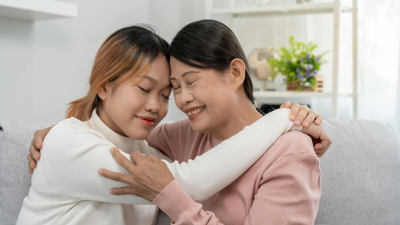 開始聆聽自己的感受,開始軟化是解決衝突之先。(Shutterstock)