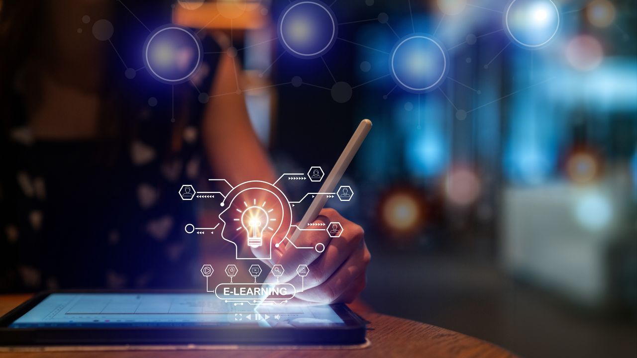 在人工智能引領的全球變革中，課程更新是構建國家長期競爭優勢的戰略支點。（Shutterstock）