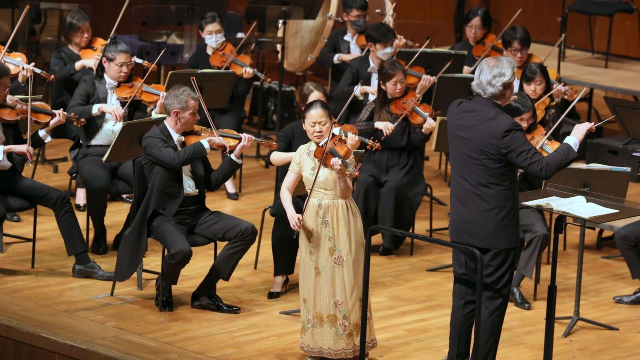 宓多里今次來港演出，一為小提琴獨奏會，二為與小交響樂團合作（圖）。