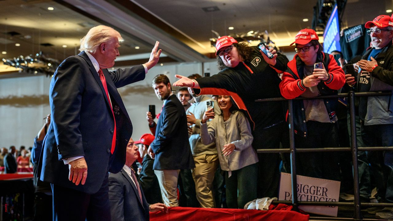 特朗普是美國人民選出來的，他的選民，實在欠了美國人民和世界人民一個交代。（白宮Flickr）