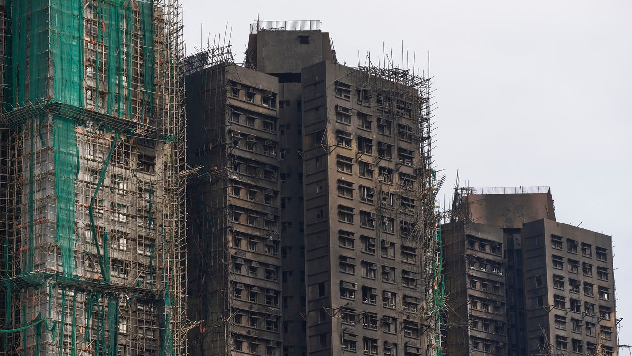 原址重建時間應該縮短，成為給居民的其中一個真正選項，而非以「不切實際」為由就放棄。這對宏福苑居民並不公平。（Shutterstock）