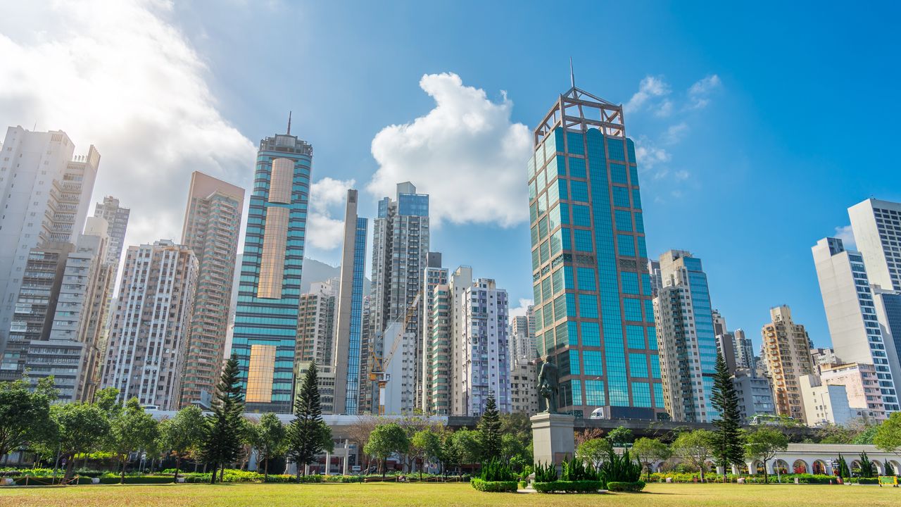 一個面對維港的豪宅，戶主入住之後接二連三發生不幸事故。（Shutterstock）