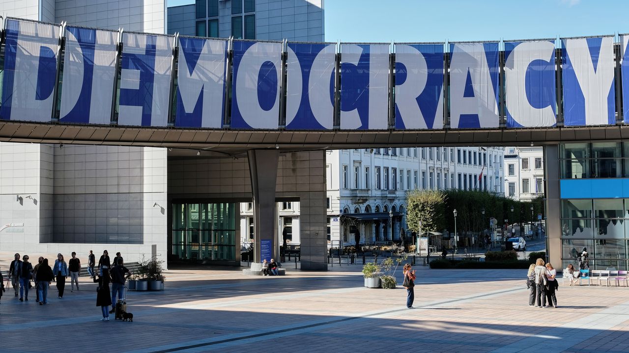 現代民主制度,是否真的能兌現其承諾?(Shutterstock)