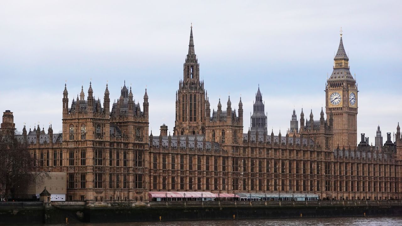 英國改制,但貴族院仍在,只是改稱上議院。(Shutterstock)