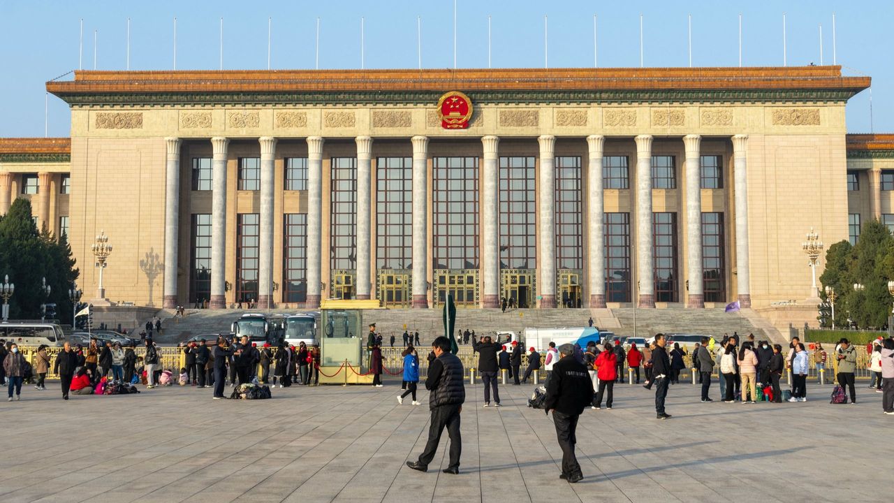 全國兩會於3月初舉行。（Shutterstock）