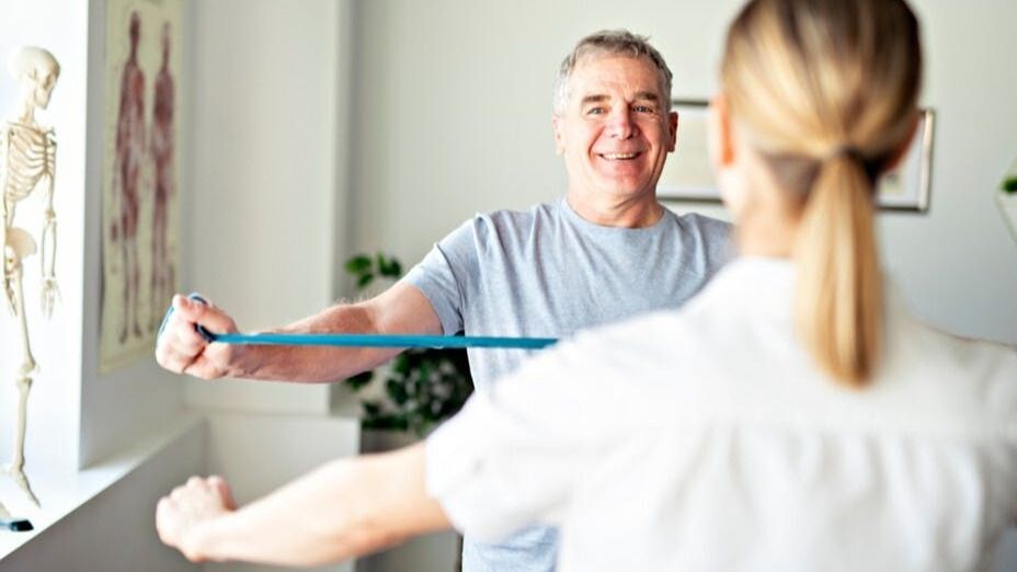美國心臟協會指出，心臟病患者比平常人更需要運動。（Shutterstock）