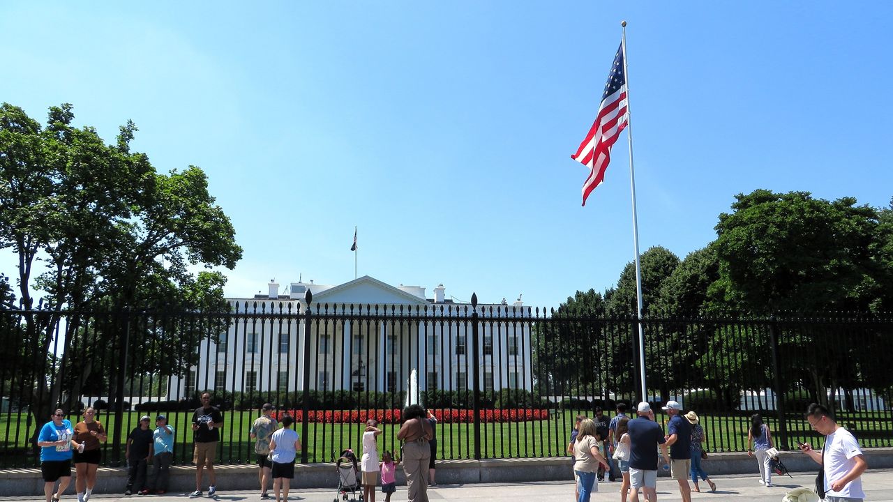 美國衰落的種子，其實早在30多年前蘇聯解體後已經種下。（Shutterstock）