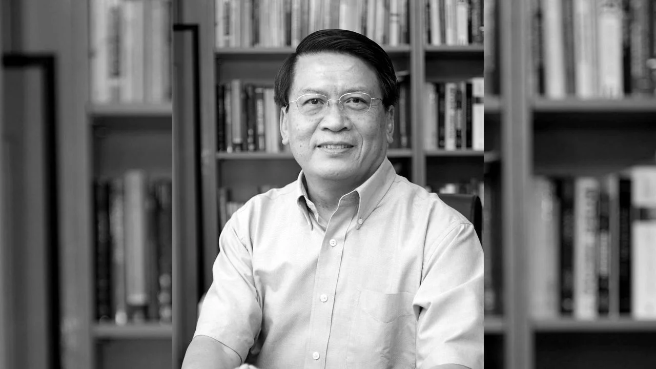 本港多間大學和新聞傳播學者發帖文表揚李金銓教授的教研貢獻，可以說他塑造了新傳學院的學術基因。（灼見名家圖片）