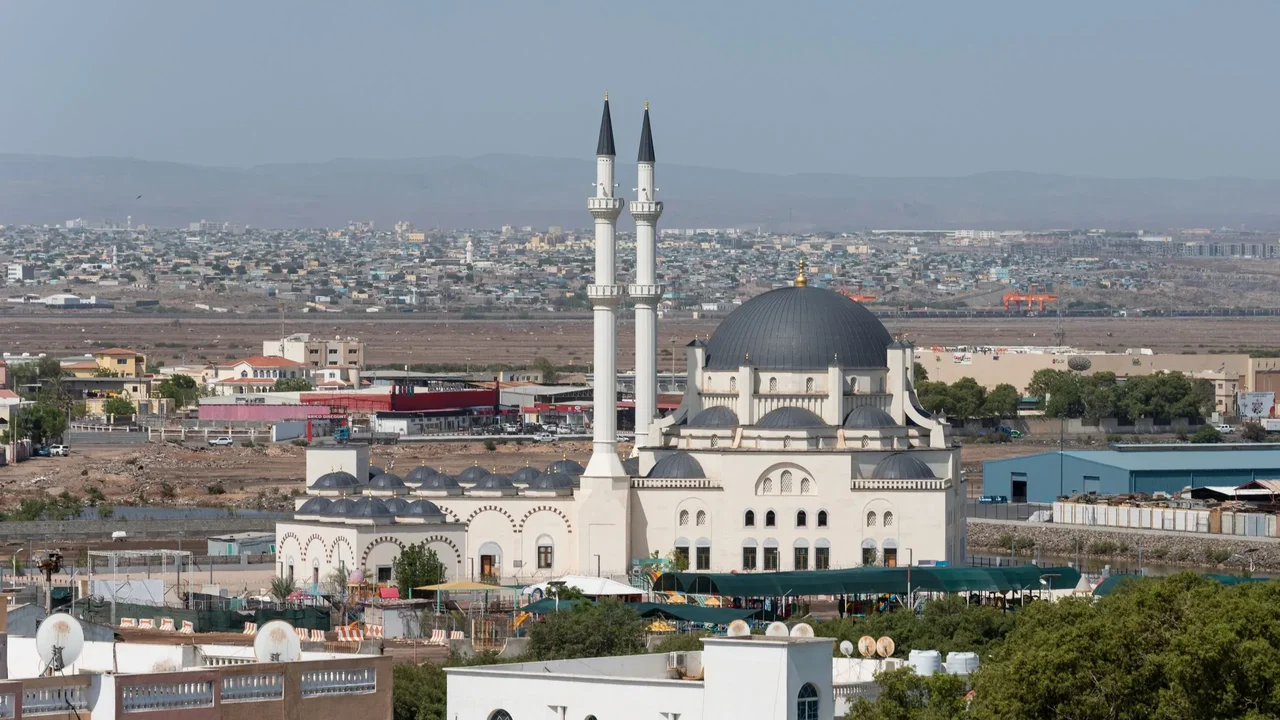 吉布提正是扼守另一重要的曼德海峽咽喉的非洲小國。（Shutterstock）