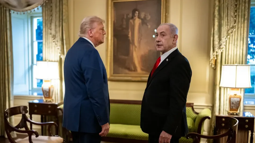 若美國無法約束以色列，若伊朗不願在核問題上讓步，若石油美元體系持續受到挑戰，那麼這場戰爭的陰霾，恐怕遠未散去。（白宮）