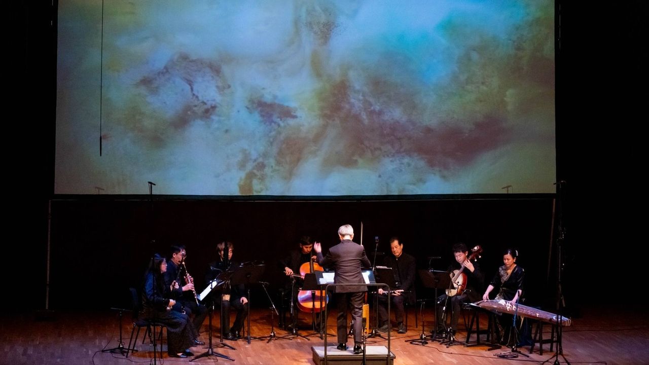 套用「潮水帶星來」的詩句（隋煬帝〈春江花月夜〉其一），可謂切題。（樂樂國樂團Facebook）