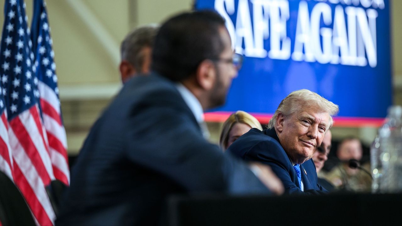 美國總統特朗普宣稱只有霍爾木茲海峽開放時，美方才會考慮停火。（白宮）