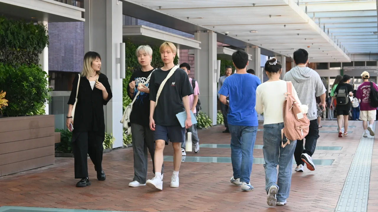 審核時未能符合規定的申請，大學聯招處指會協助以非聯招途徑處理，由參與院校按其既定機制考慮。（灼見名家圖片）