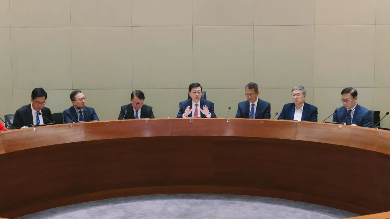 在討論諮詢做得好不好、報告寫得對不對之前,或許要先停下來回到一個更基本問題:所謂「規劃」,究竟是什麼?(李家超Facebook)
