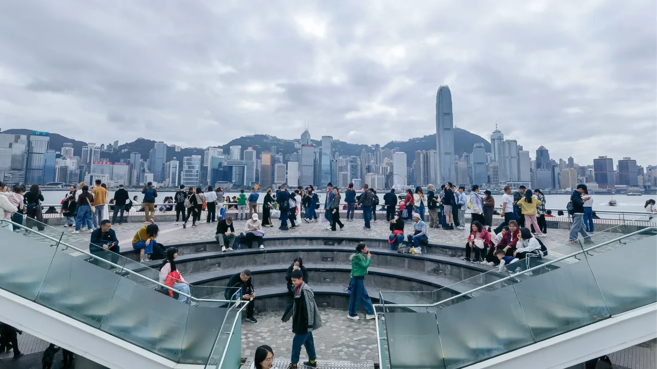 旅遊、娛樂、運動,或者看一場電影、聽一首樂曲,都是很好的休息。(Shutterstock)