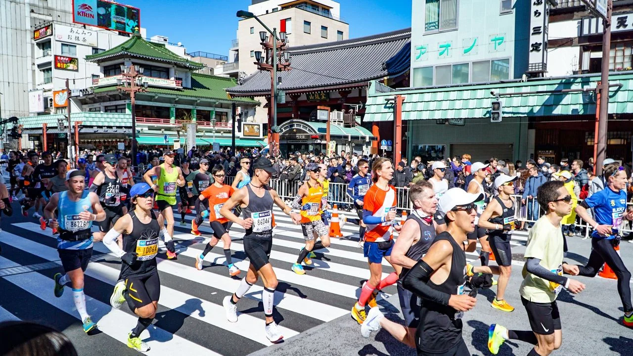 在日本跑馬拉松,天氣是比較冷,但氣氛卻是比較「熱」。(Shutterstock)
