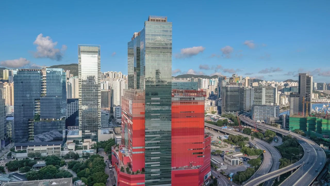 香港擁有強大的金融實力，也是全球首屈一指的離岸私人財富中心。（Shutterstock）