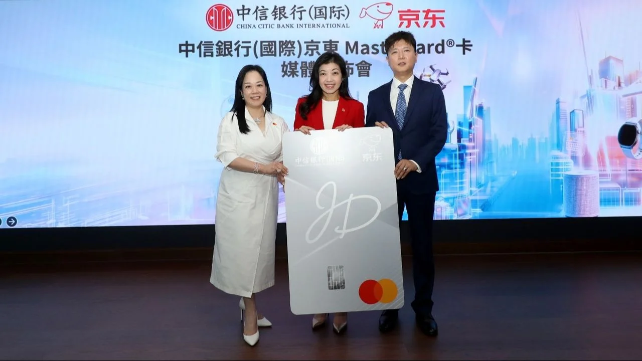 本港網購增速迅猛,亦帶動跨境簽賬顯著上升。(作者提供)