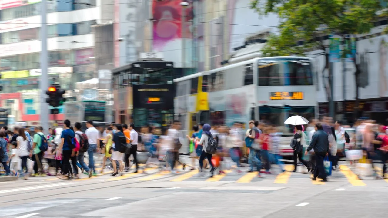 自2000年起,港府嘗試在社會福利體制內引入市場競爭性的合約管理。(Shutterstock)