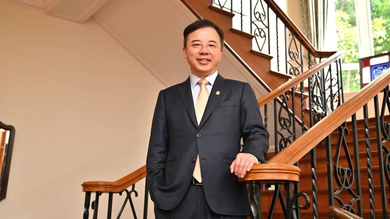 張翔信中寫道,港大要迎接新理念,因此要一位新的領導者引領學校作出變革。(文灼峰攝)