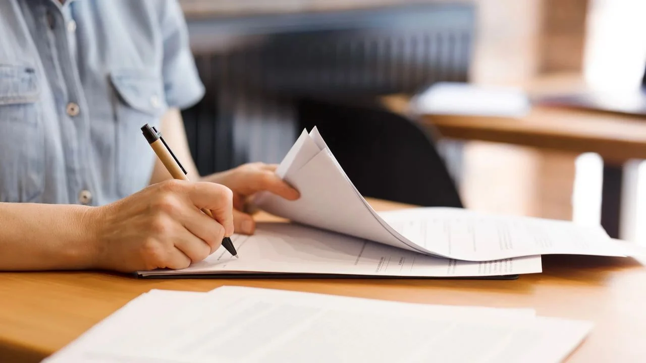 當學生能在中文裏找到樂趣，他們便不會再計較字數、逃避作文。（Shutterstock）