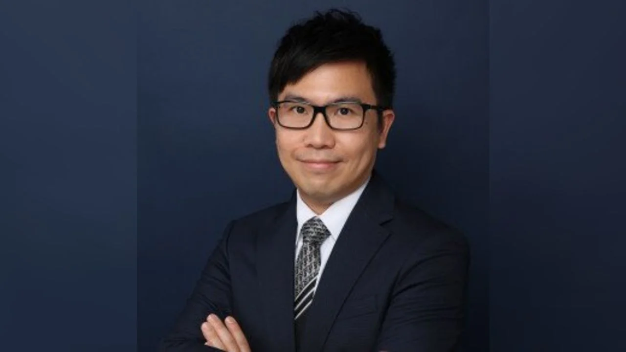 香港大學教育學院副教授黃家偉(香港大學教育學院)
