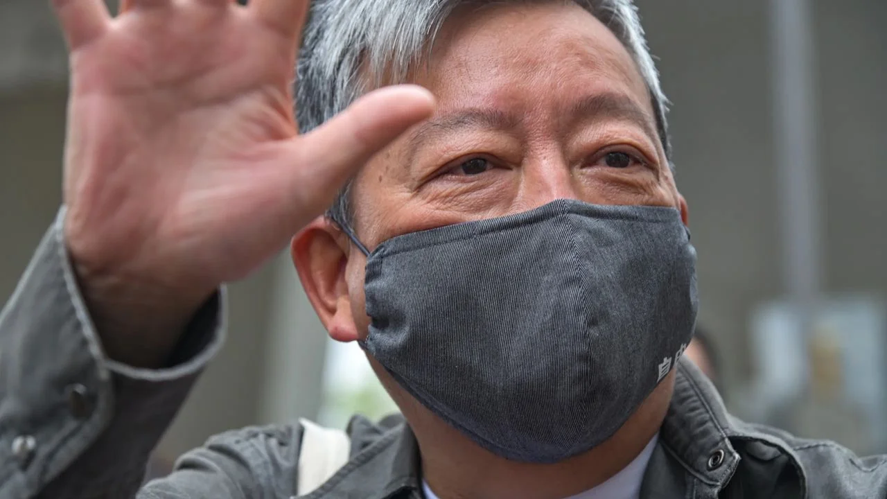 前支聯會主席李卓人(圖)、副主席鄒幸彤與何俊仁被控干犯《香港國安法》罪成。(Shutterstock)