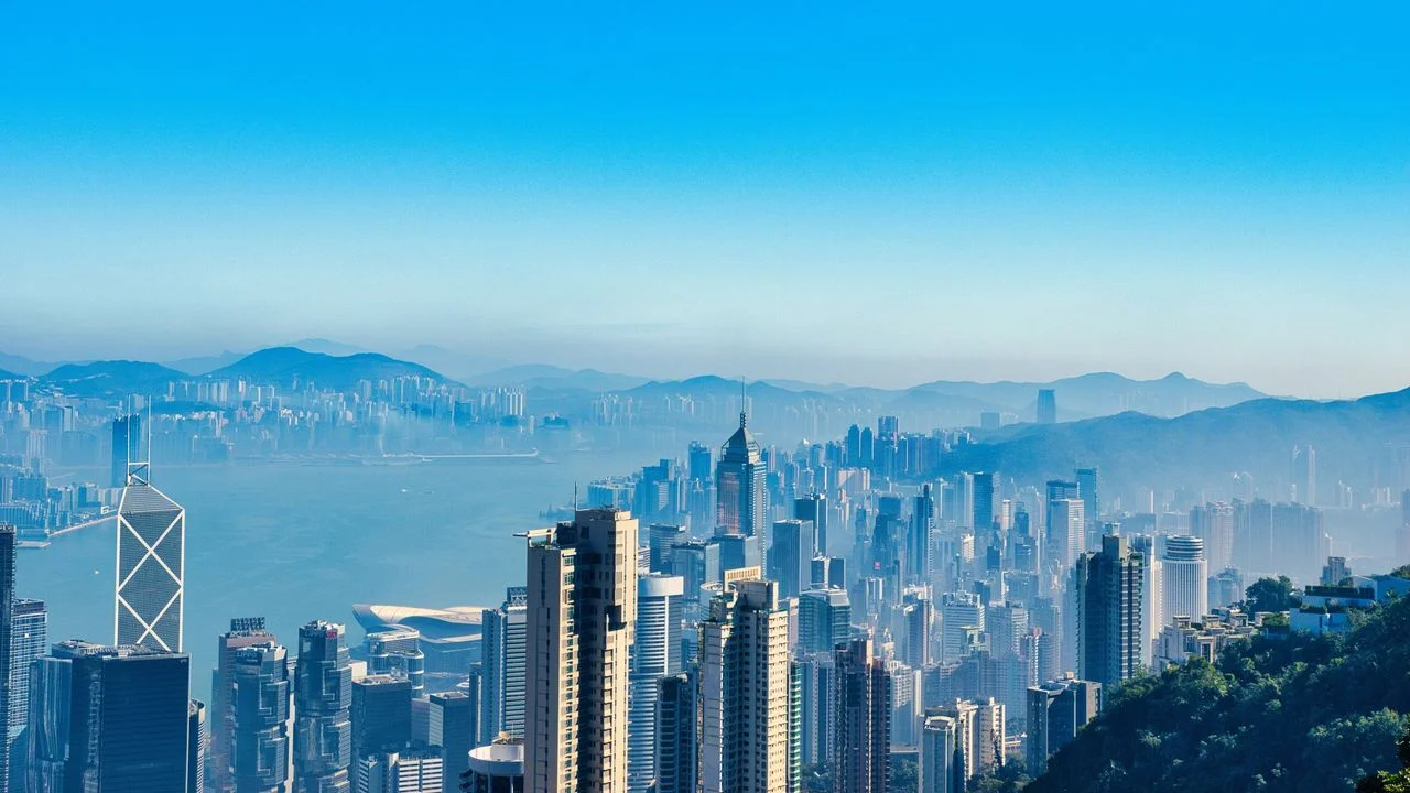 香港的閱讀風氣一直比不上鄰近的地區和國家。(Shutterstock)