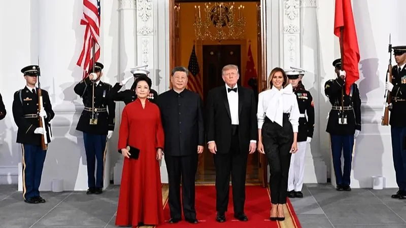 9月24日,特朗普和梅拉尼婭為習近平和彭麗媛在白宮舉行歡迎國宴。(中國政府網)