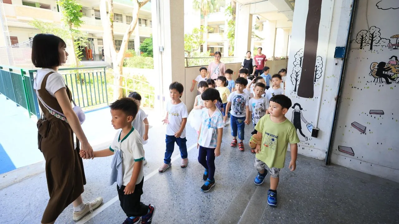 當學校高度依賴個人決策,系統便顯得脆弱。(Shutterstock)