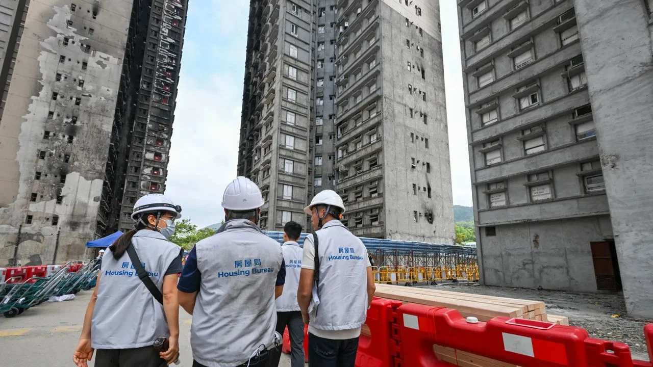最令居民困擾的是，至今仍未能確定政府會否再安排上樓、可取物品範圍及時間表。（政府新聞處）