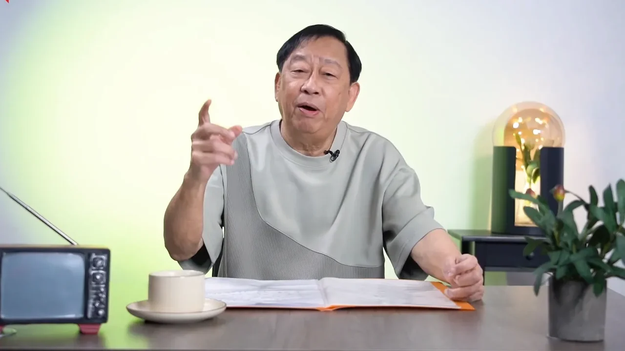 彼得的歌詞，不時文白並用，通俗而不低俗，洋溢草根哲理，可謂雅俗共賞。（YouTube截圖）
