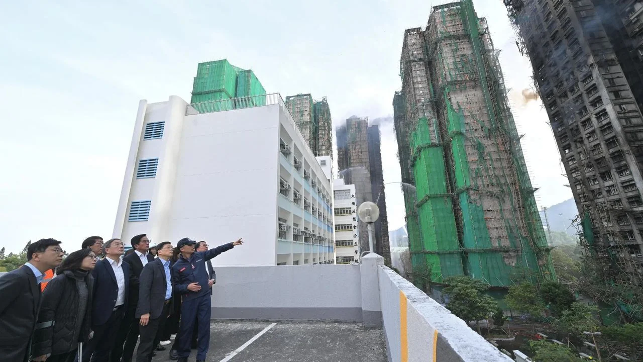 宏福苑之後,港府與市建局要從痛苦中汲取教訓,從教訓裏提煉改革。(政府新聞處)