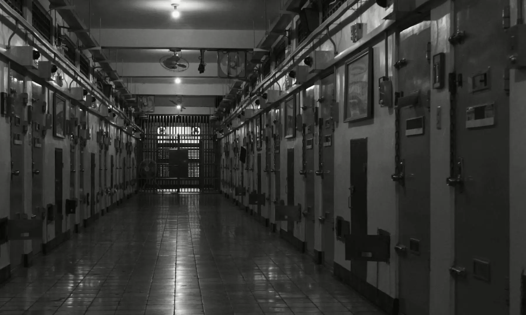 死刑犯是怎麼長大的?逾7成僅國中學歷,平均關20年忍受煎熬絕望,寧願死也「不想當沒用的人」 - TNL The News Lens 關鍵評論網